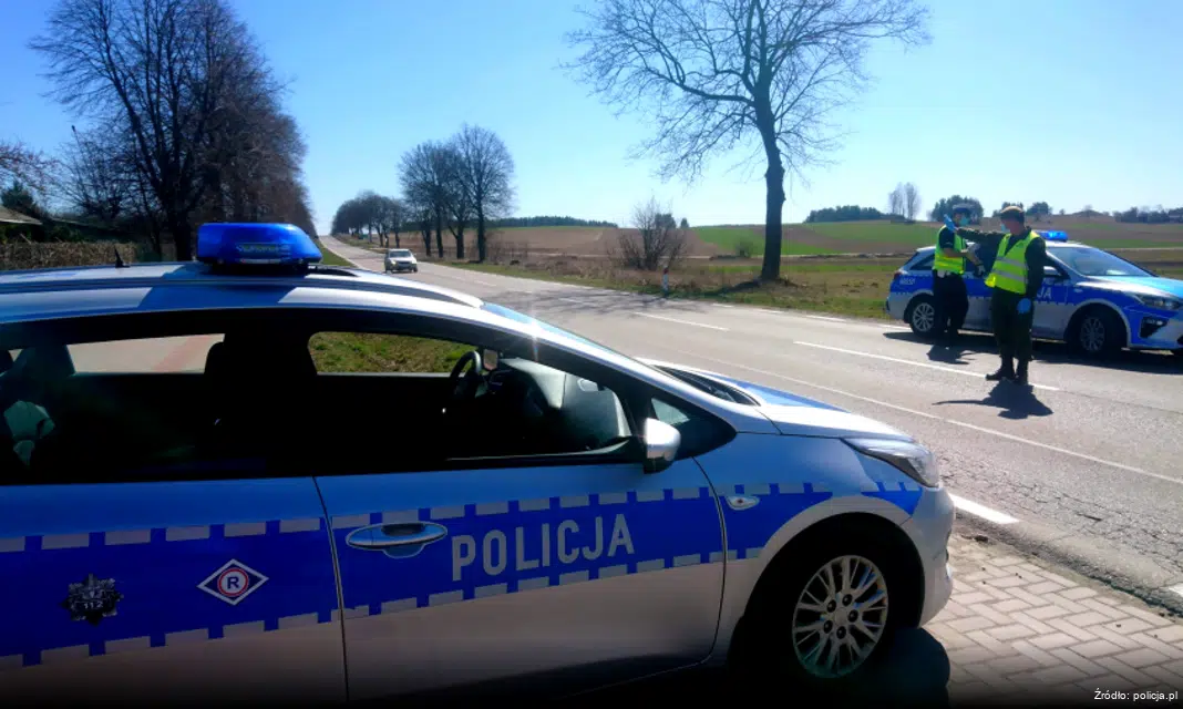 Kierowca motoroweru ujęty przez żołnierza w Kowali